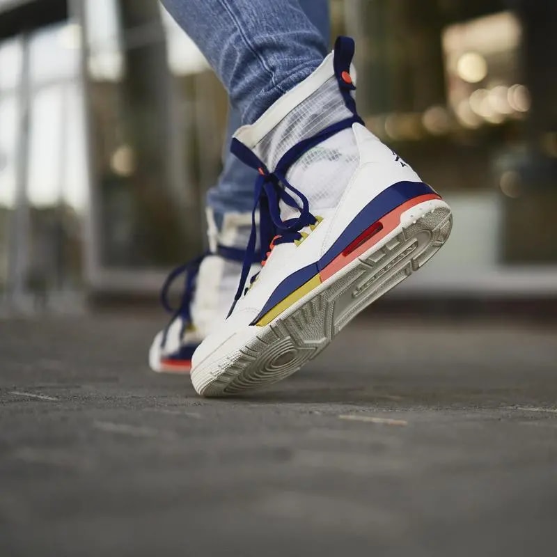 Giày Nike Wmns Air Jordan 3 RTR EXP Lite 'Sail Blue Void' BQ8394-100 — ảnh 4