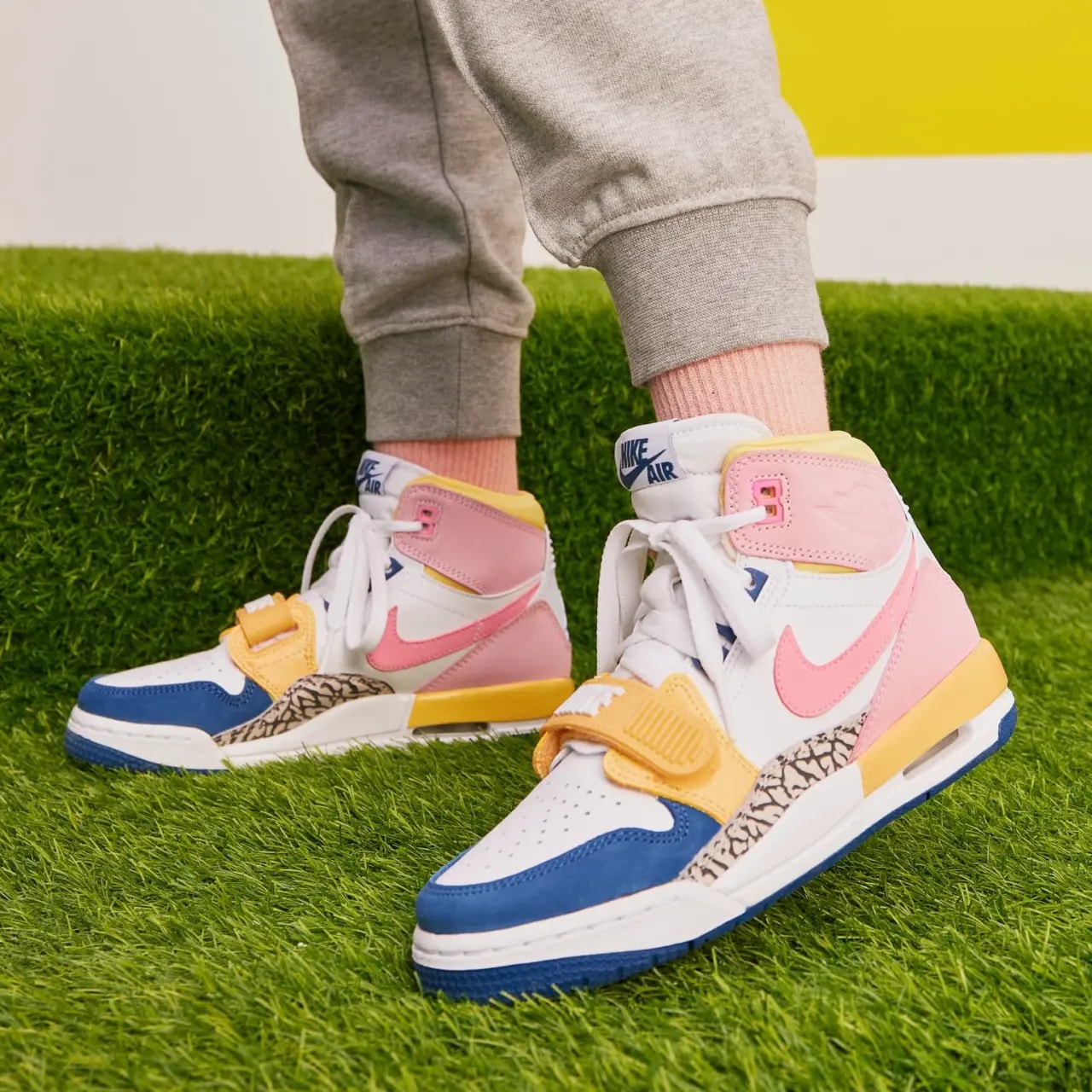 Giày Nike Air Jordan Legacy 312 GS 'White Blue' FD9909-161 — ảnh 2