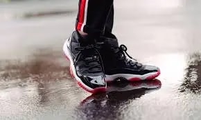 Giày Nike Air Jordan 11 Retro GS 'Bred' 2019 378038-061 — ảnh 3