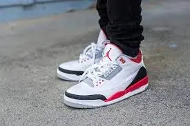 Giày Nike Air Jordan 3 Retro 'Fire Red' 2007 136064-161 — ảnh 3