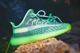 Giày Adidas Yeezy Boost 350 V2 Yeezreel (Reflective) FX4130 — ảnh 3