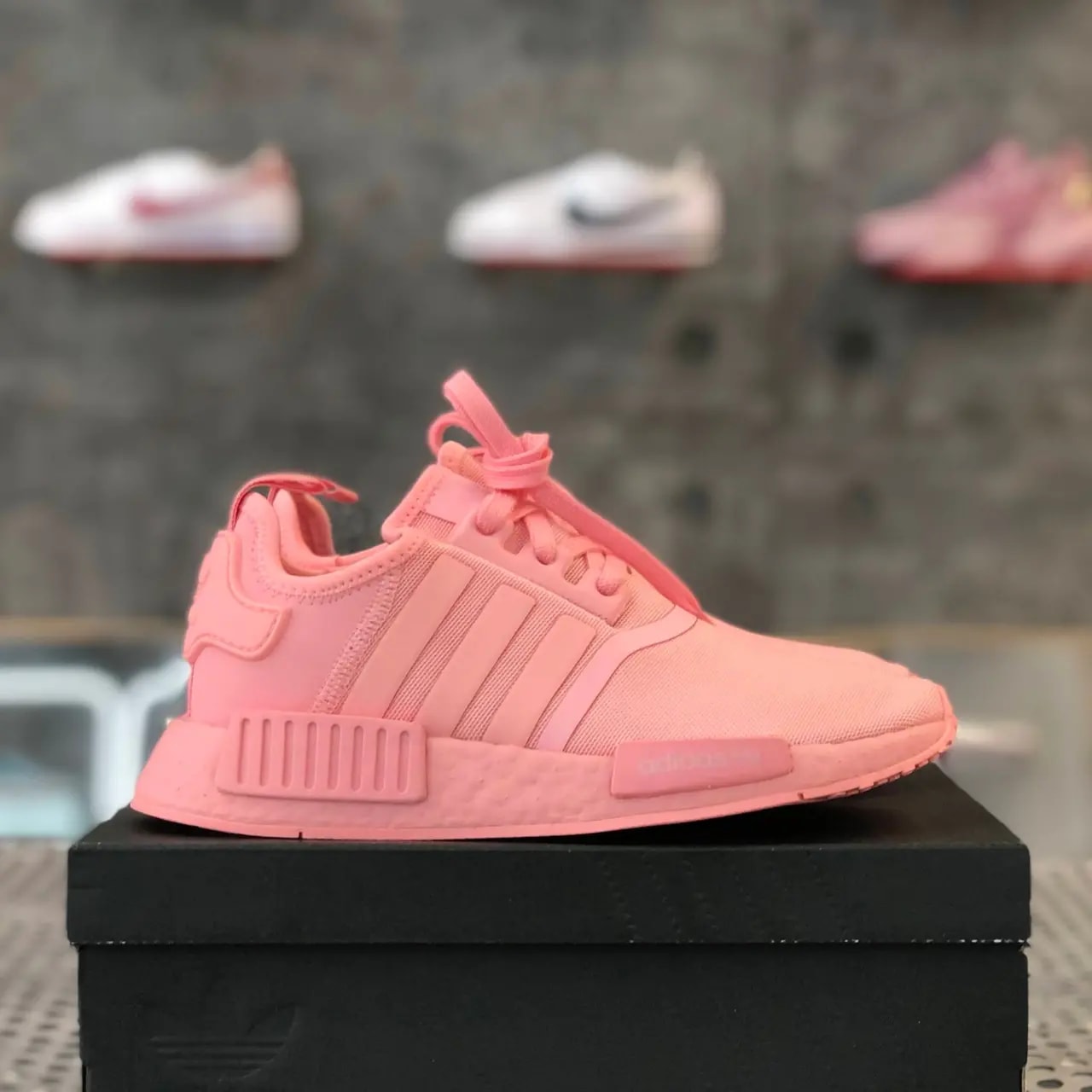 Giày Adidas NMD_R1 J 'Glory Pink' FW4708 — ảnh 2