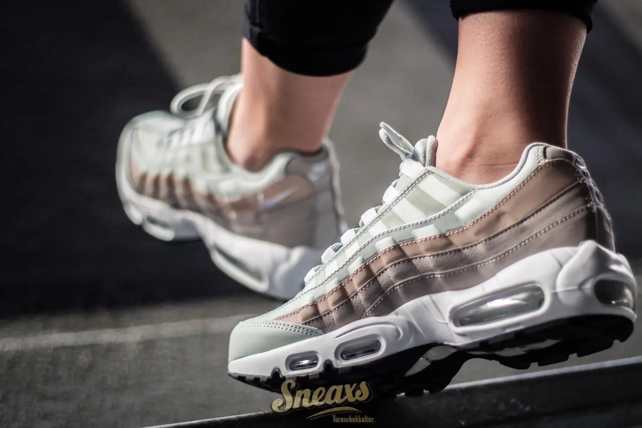 Giày Nike Air Max 95 'Moon Particle' 307960-018 — ảnh 5