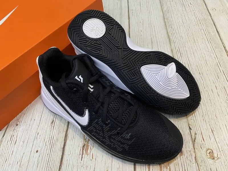 Giày Nike Kyrie Flytrap 2 GS 'Black White' AQ3412-001 — ảnh 3