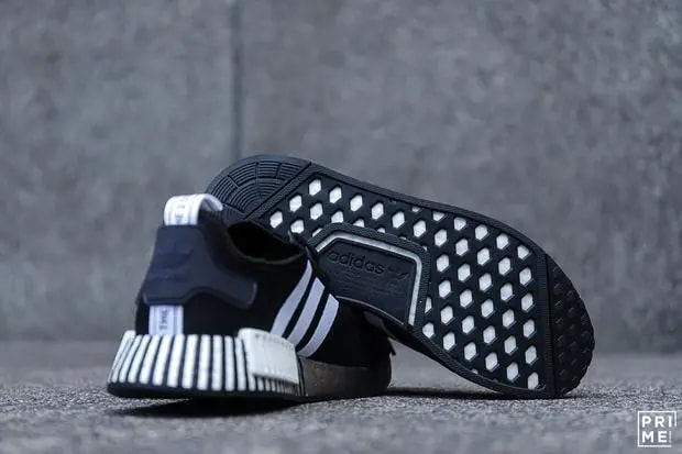 Giày Adidas NMD R1 'Glitch Black White' FV3649 — ảnh 4