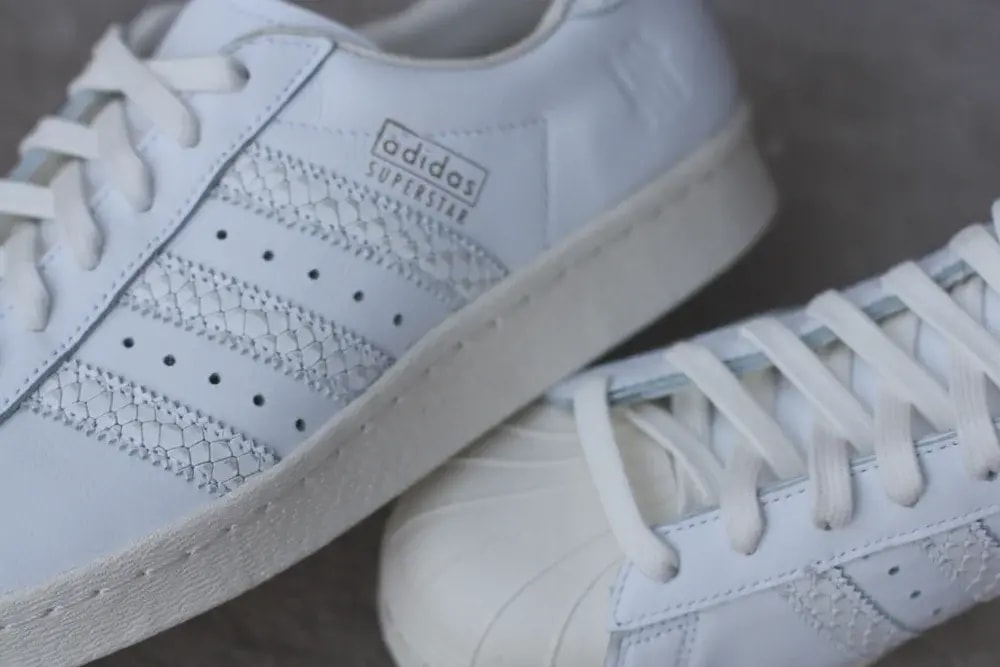 Giày Adidas Undefeated x Superstar 80 'White' B34077 — ảnh 5
