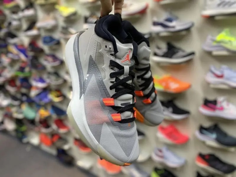 Giày Nike Air Jordan Zion 1 PF 'Light Smoke Grey' DA3129-008 — ảnh 5