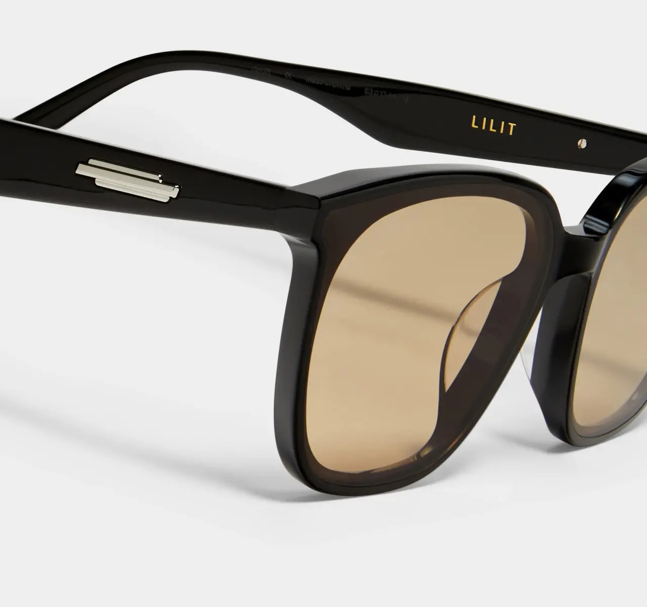 Kính Gentle Monster Lilit 01(BR) Black — ảnh 4