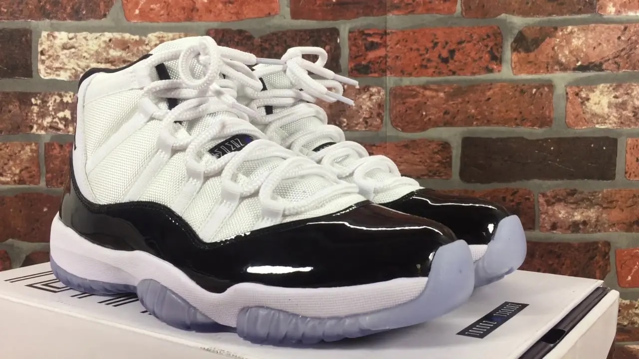 Giày Nike Air Jordan 11 Retro 'Concord' 2011 378037-107 — ảnh 5