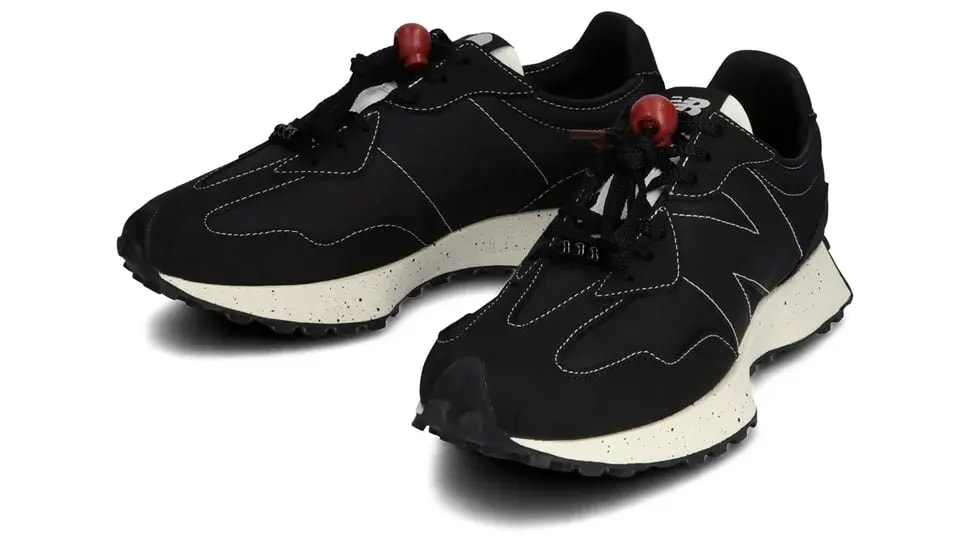 Giày New Balance ColorsxStudios x 327 'Black Rumba Red' MS327CT — ảnh 2