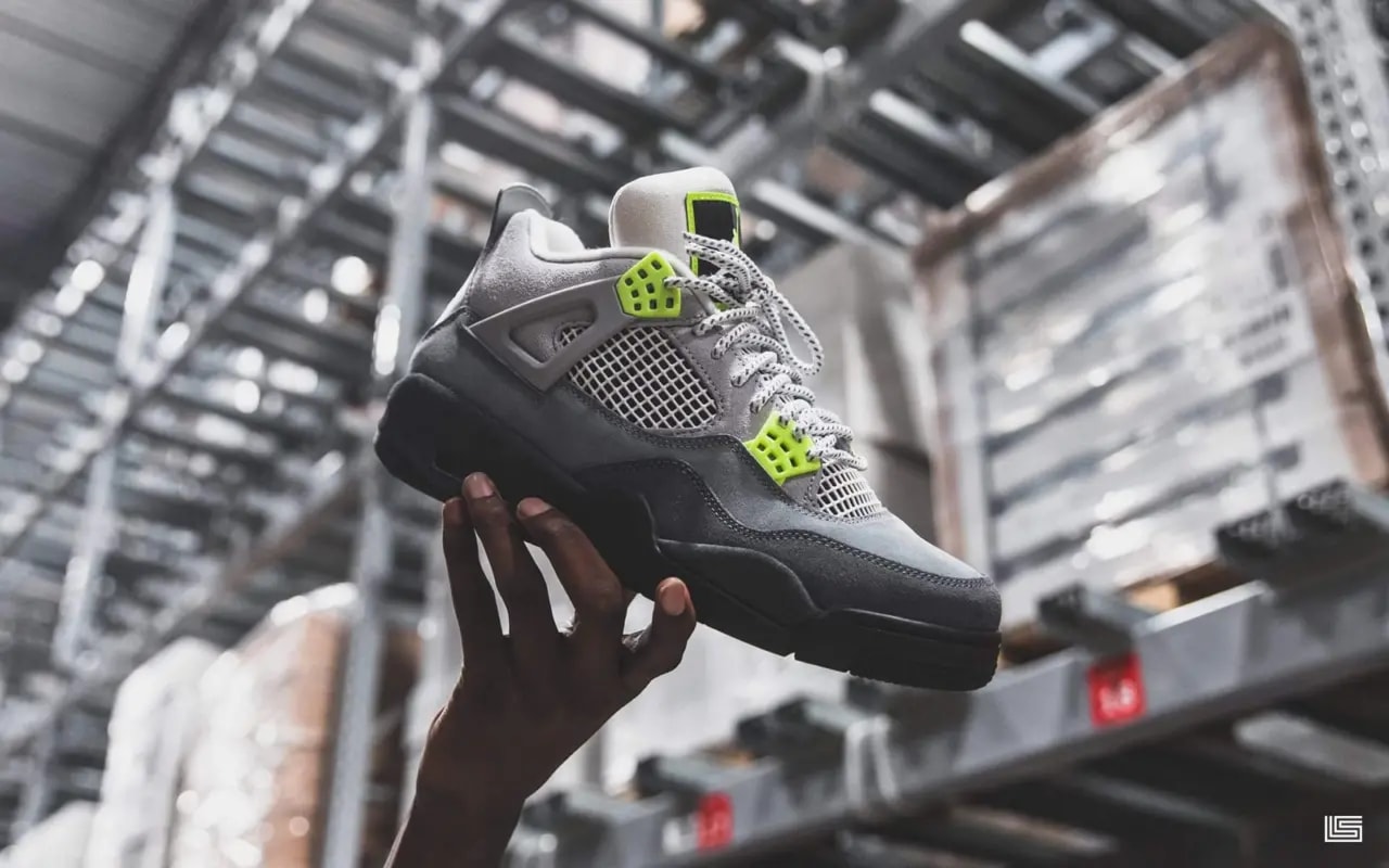 Giày Nike Air Jordan 4 Retro SE 95 Neon CT5343-007 — ảnh 2