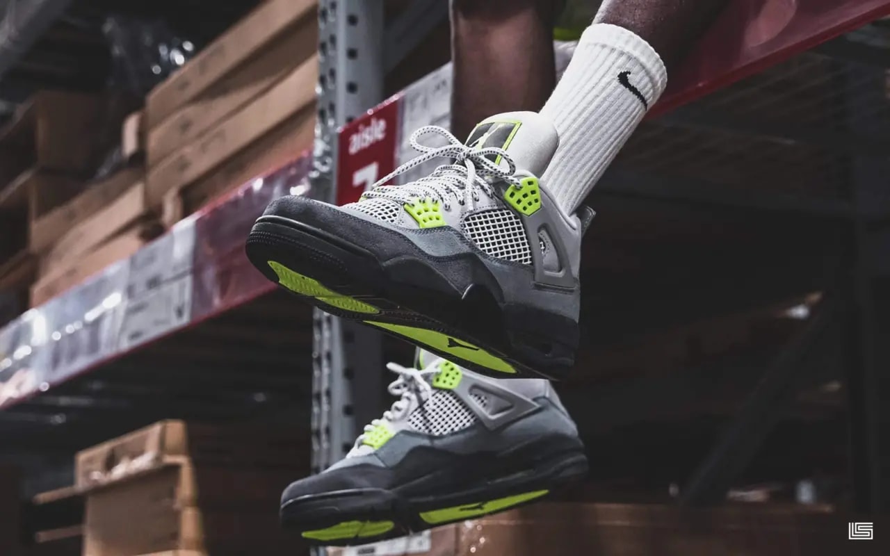 Giày Nike Air Jordan 4 Retro SE 95 Neon CT5343-007 — ảnh 4