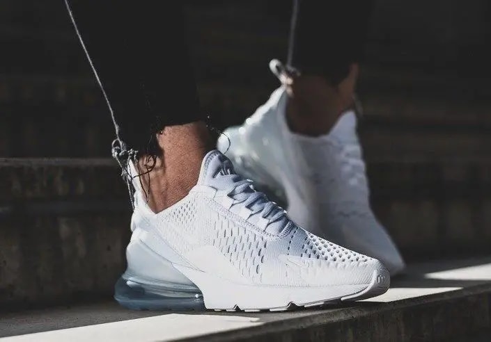 Giày Nike Air Max 270 'Triple White' AT7467-996 — ảnh 3