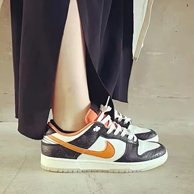 Giày Nike Dunk Low PRM GS 'Halloween' DO3806-100 — ảnh 3