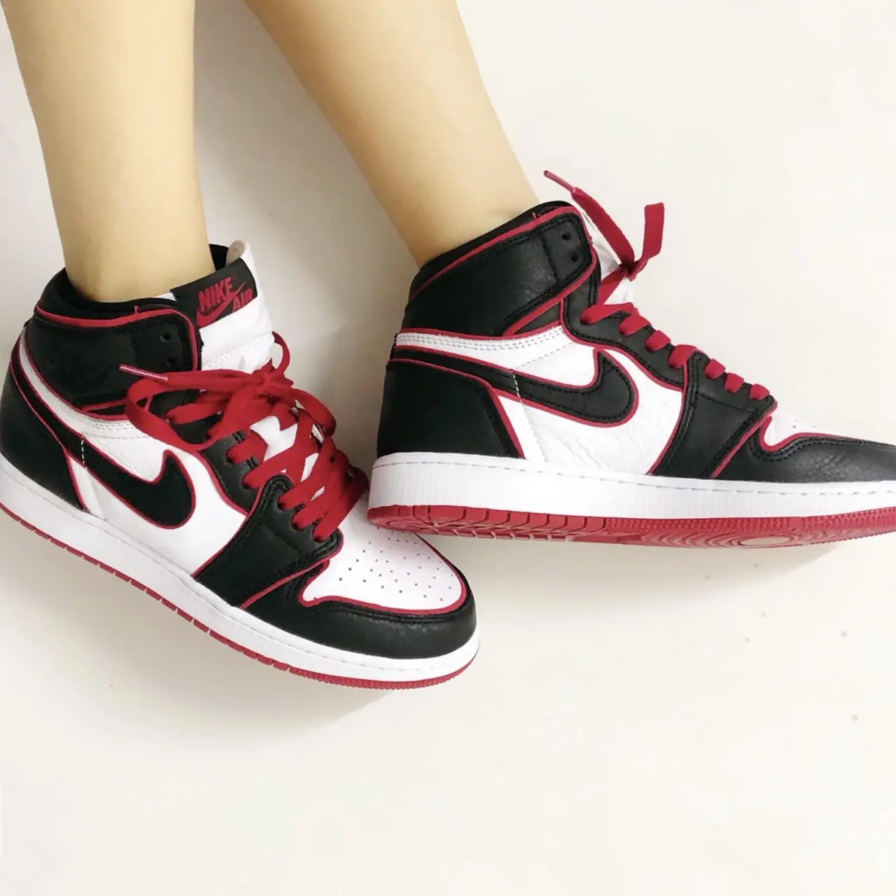 Giày Nike Air Jordan 1 Retro 'High Bloodline' 575441-062 — ảnh 4