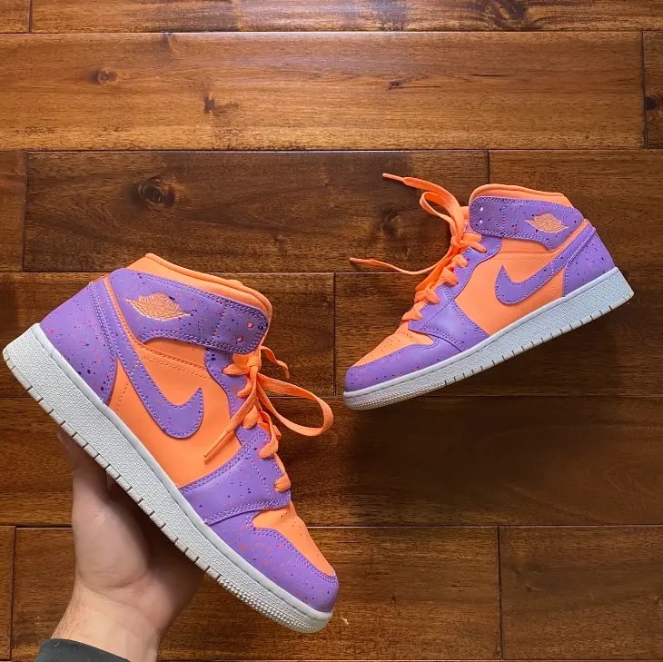 Giày Nike Air Jordan 1 Mid SE GS 'Atomic Pulse' AV5174-800 — ảnh 2