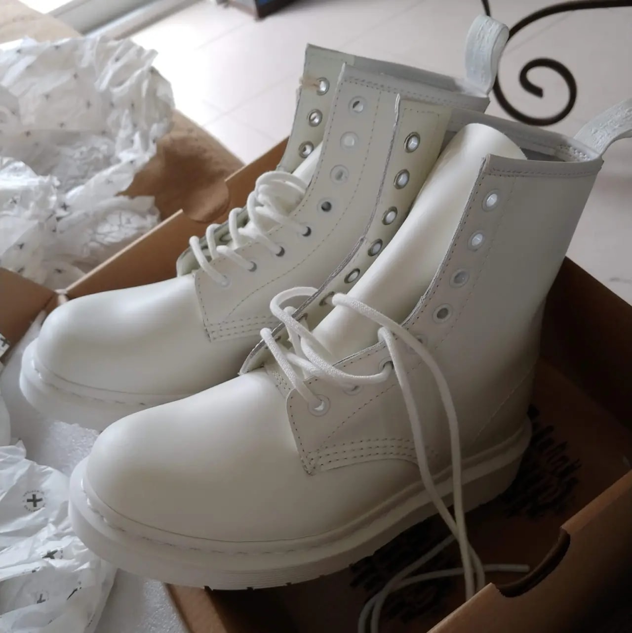 Giày Dr. Martens 1460 Pascal Virginia Mono Boot 'White' 24480100 — ảnh 5