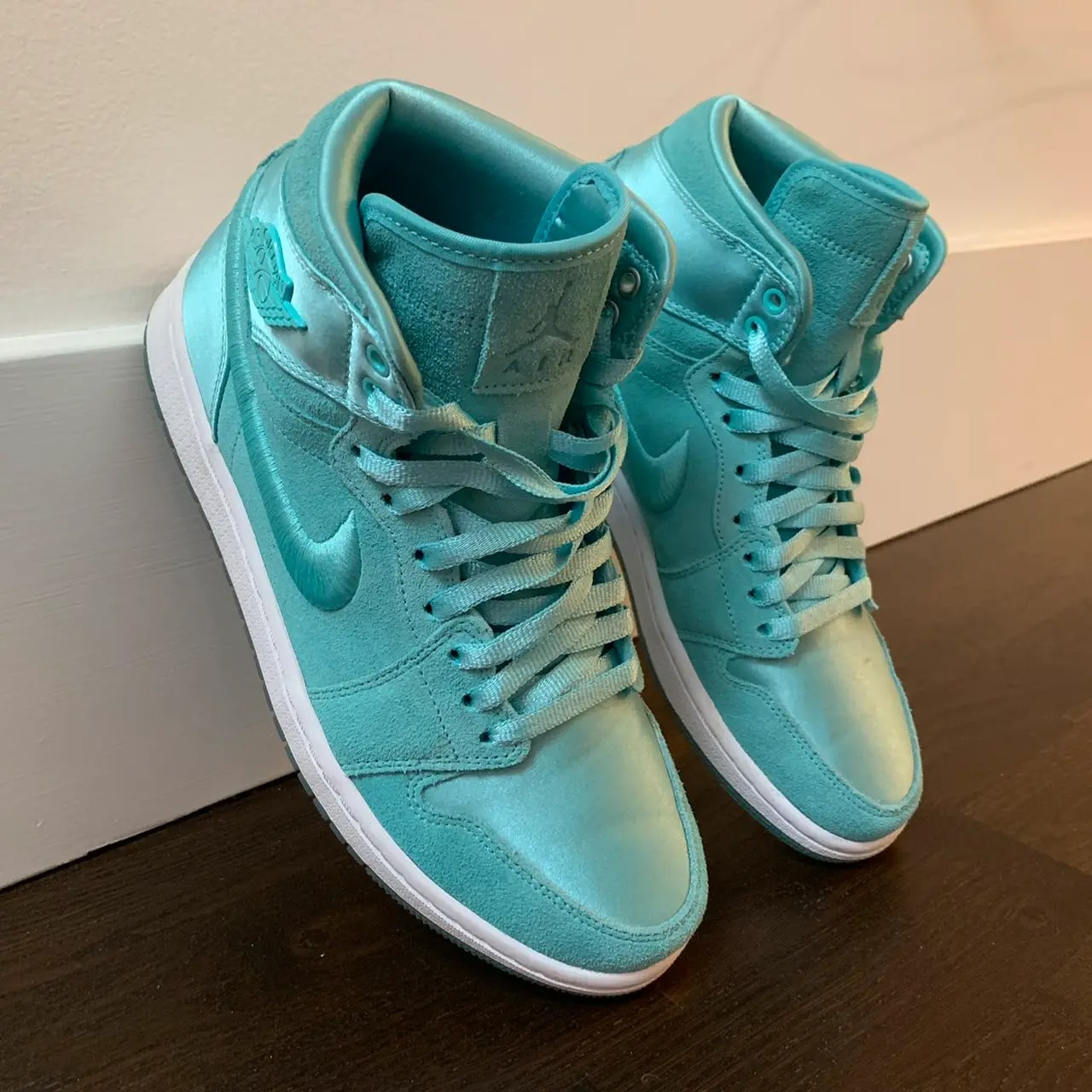 Giày Nike Wmns Air Jordan 1 Retro High 'Season Of Her: Aqua' AO1847-440 — ảnh 5