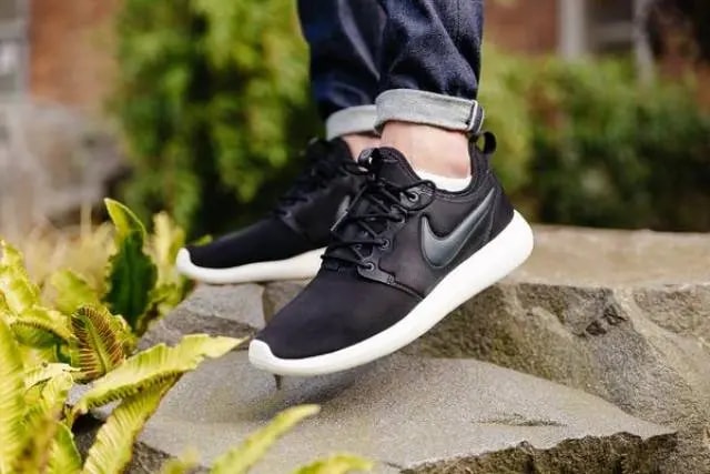 Giày Nike Roshe Two 'Core Black' 844656-003 — ảnh 2