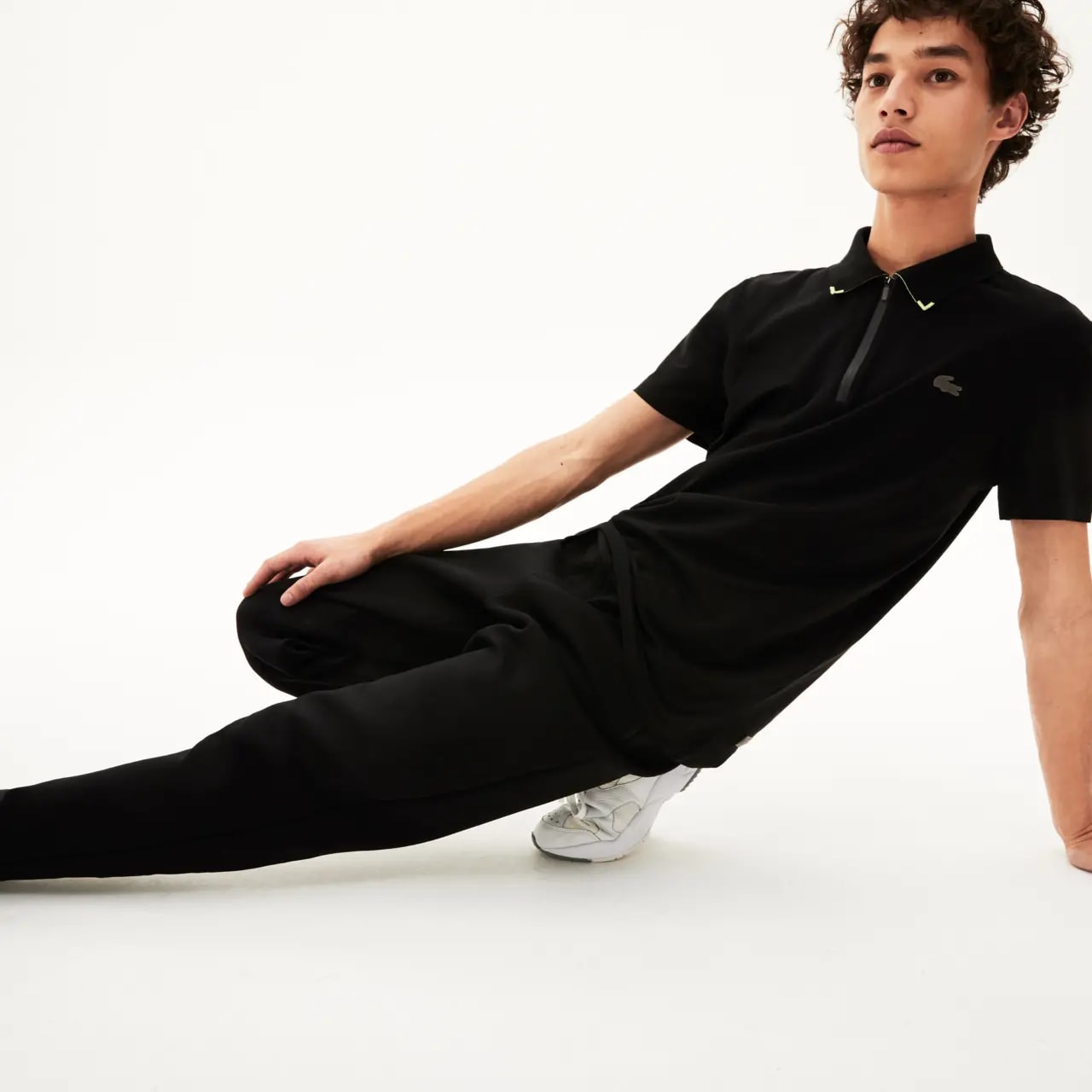 Áo Lacoste Men's Motion Ultra Light Cotton Polo PH5109-TS6 — ảnh 3