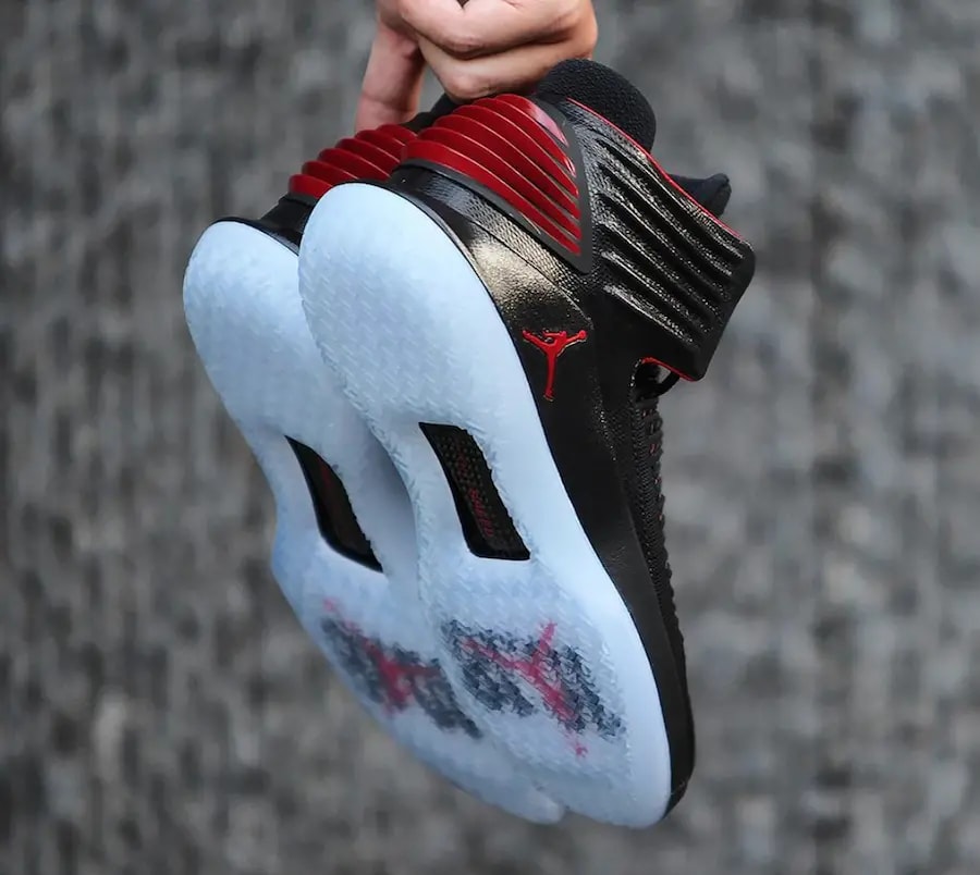 Giày Nike Air Jordan 32 'Banned' AA1253-001 — ảnh 2