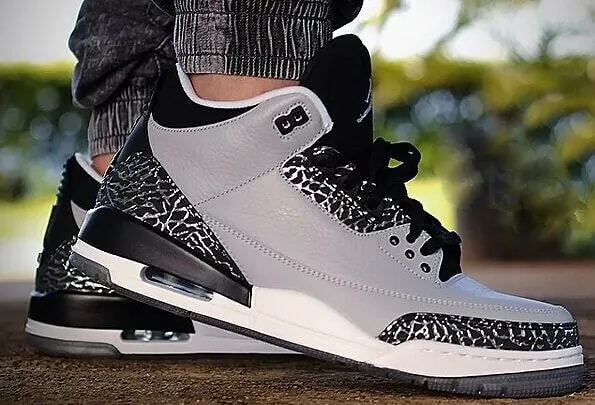 Giày Nike Air Jordan 3 Retro 'Wolf Grey' 136064-004 — ảnh 3