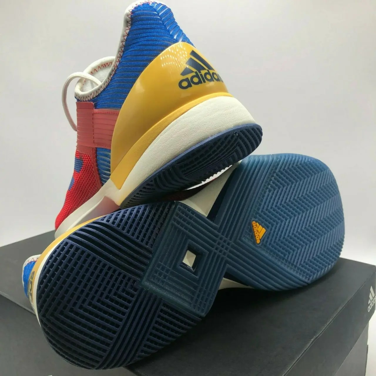 Giày Tennis Adidas Pharrell x Wmns Adizero Ubersonic 3.0 'Golden Era' S81005 — ảnh 5