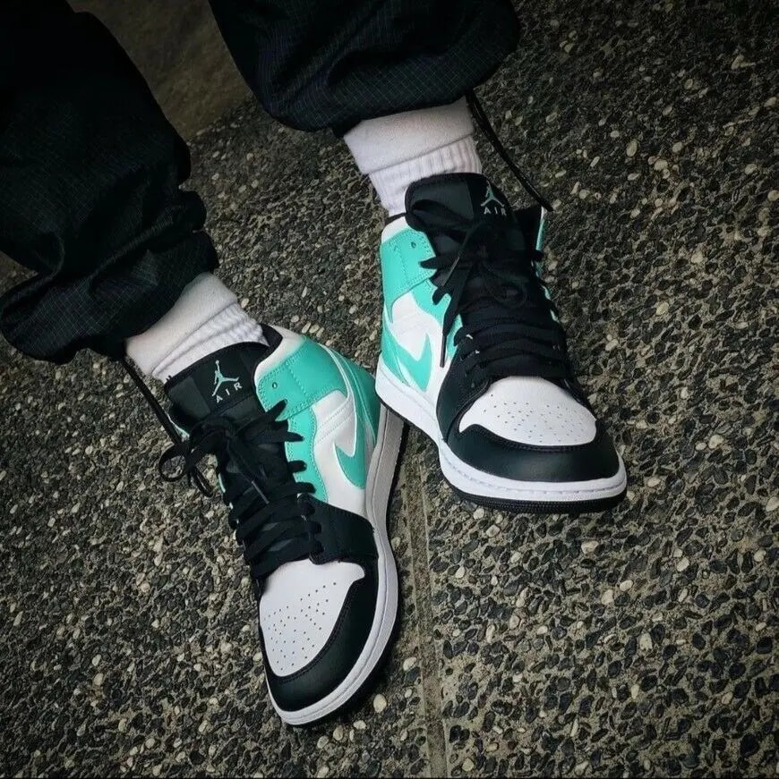 Giày Nike Air Jordan 1 Mid 'Island Green' 554724-132 — ảnh 3