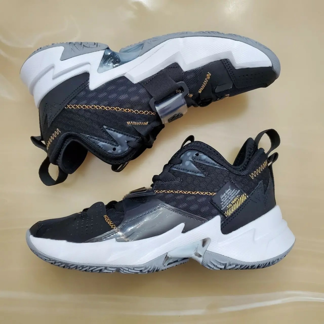 Giày Nike Jordan Why Not Zer0.3 BG 'The Family' CD5804-001 — ảnh 3