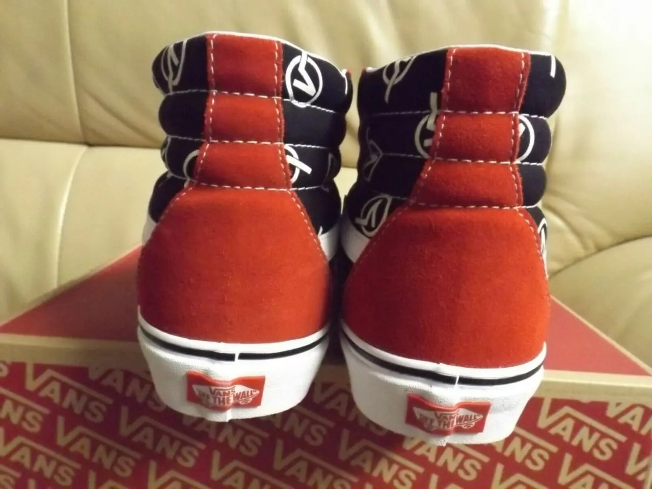 Giày Vans Sk8-Hi 'Circle V' VN0A4BV617B — ảnh 5