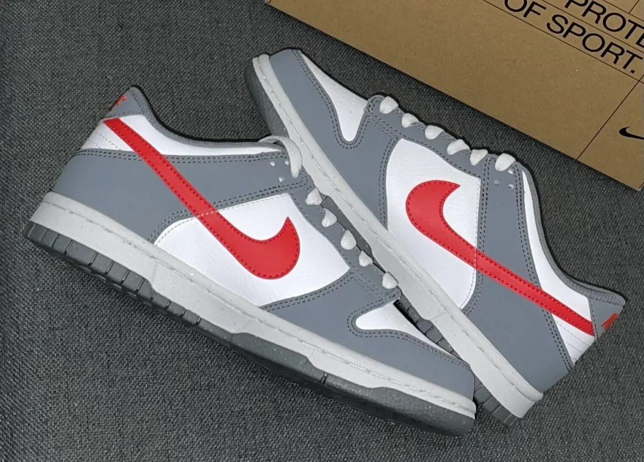 Giày Nike Dunk Low Next Nature 'Smoke Grey Light Crimson' FB8038-001 — ảnh 2