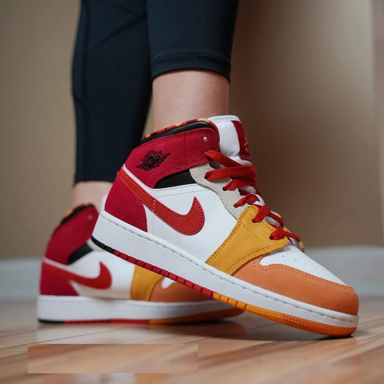 Giày Nike Air Jordan 1 Mid SE GS 'Picnic' DX2460-601 — ảnh 3