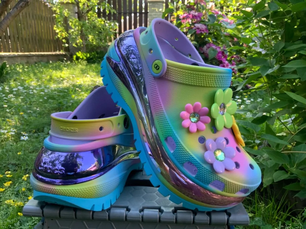 Dép Crocs Lazy Oaf x Mega Crush Clog 'New Dimensions' 207935-90H — ảnh 5