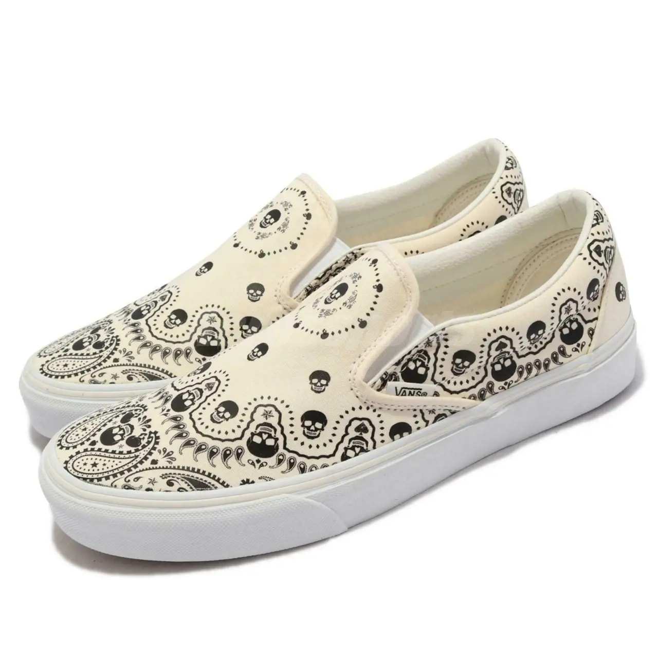 Giày Vans Classic Slip-On 'Bandana Classic White' VN0A33TB42S — ảnh 3