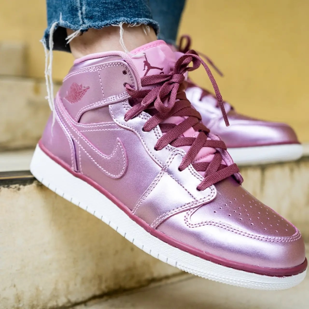 Giày Nike Air Jordan 1 Mid SE GS 'Pink Rose' AV5174-640 — ảnh 2