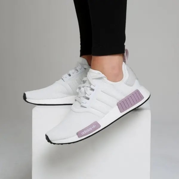 Giày Adidas Wmns NMD R1 'White Orchid' BD8024 — ảnh 4