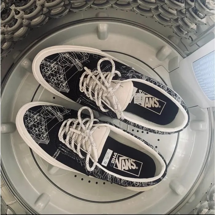 Giày Vans x C2H4® Vol.2 Era 'Virtual Reality Beta' VN0A5EFN626 — ảnh 3