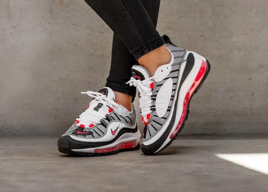 Giày Nike Wmns Air Max 98 'Solar Red' AH6799-104 — ảnh 3