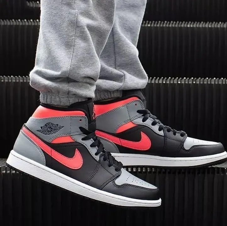 Giày Nike Air Jordan 1 Mid 'Pink Shadow' 554724-059 — ảnh 3