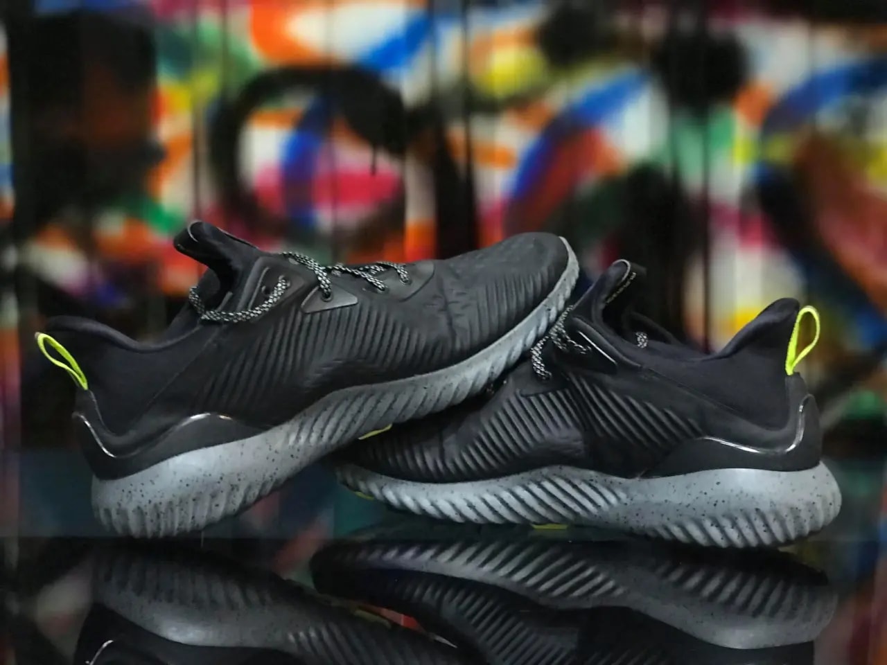 Giày Adidas Alphabounce Core Black Semi Solar Yellow BW1223 — ảnh 5