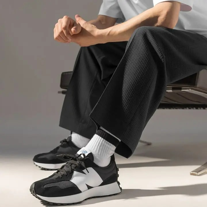 Giày New Balance 327 'Black White' MS327CPG — ảnh 2