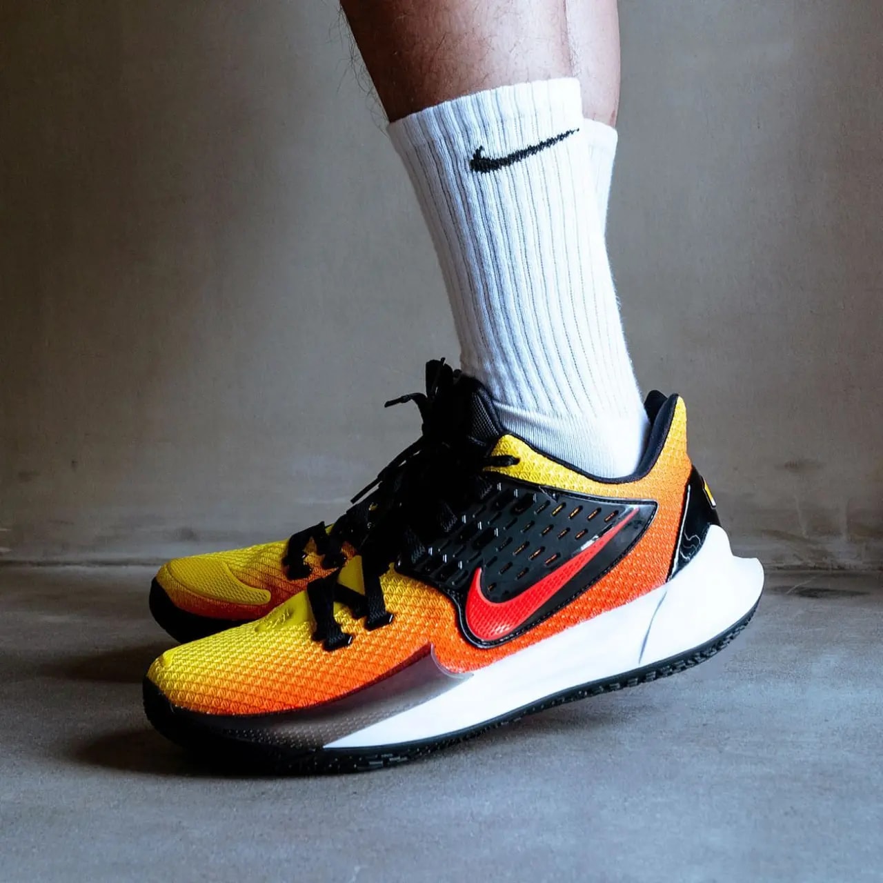 Giày Nike Kyrie Low 2 EP 'Sunset' AV6338-800 — ảnh 2