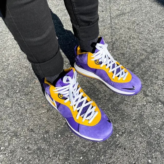 Giày Nike LeBron 8 'Lakers' DC8380-500 — ảnh 2