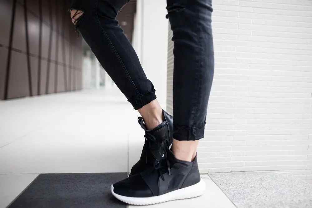 Giày Adidas Tubular Defiant 'Core Black' S75249 — ảnh 2