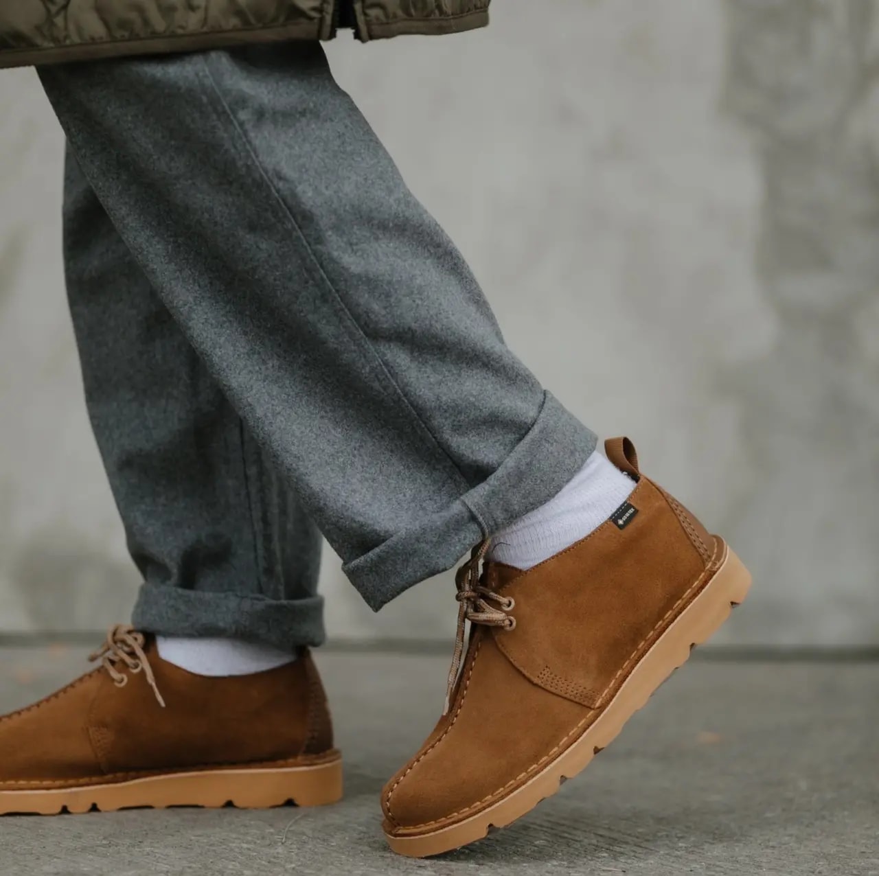 Giày Clarks Desert Trek GTX 'Tan Suede' 261-67869 — ảnh 2