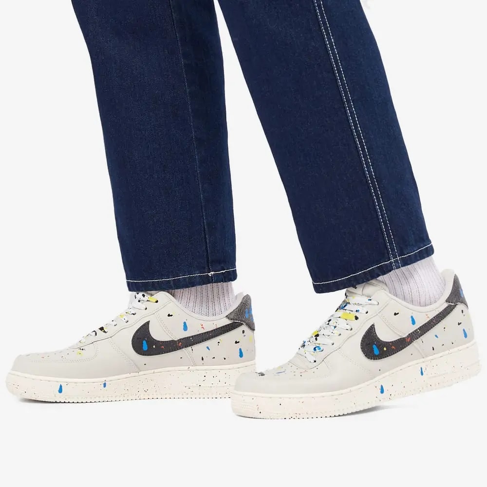 Giày Nike Air Force 1 '07 LV8 'Paint Splatter Light Bone' CZ0339-001 — ảnh 3