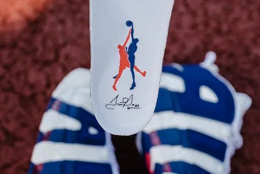Giày Nike Air More Uptempo 'Knicks' 415082-103 — ảnh 3