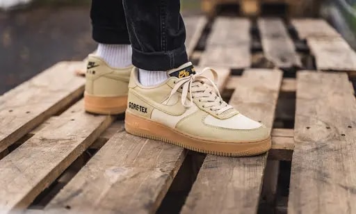 Giày Nike Air Force 1 LV8 Gore-Tex  'Gold' CQ4215-700 — ảnh 4