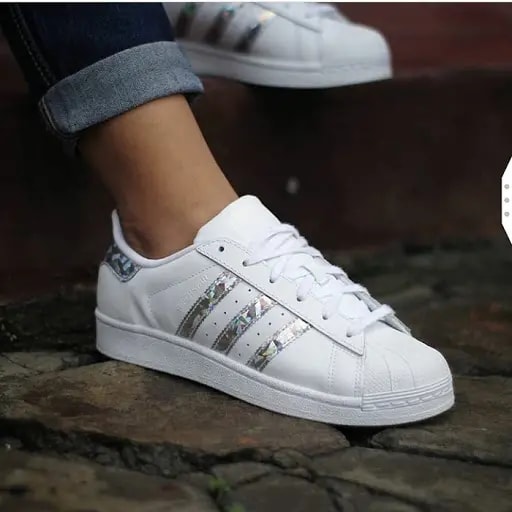 Giày Adidas Superstar 'White Holographic Stripes' F33889 — ảnh 2