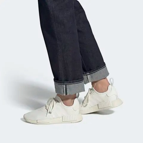 Giày Adidas Wmns NMD_R1 'Off White Sand' FV1793 — — ảnh 2